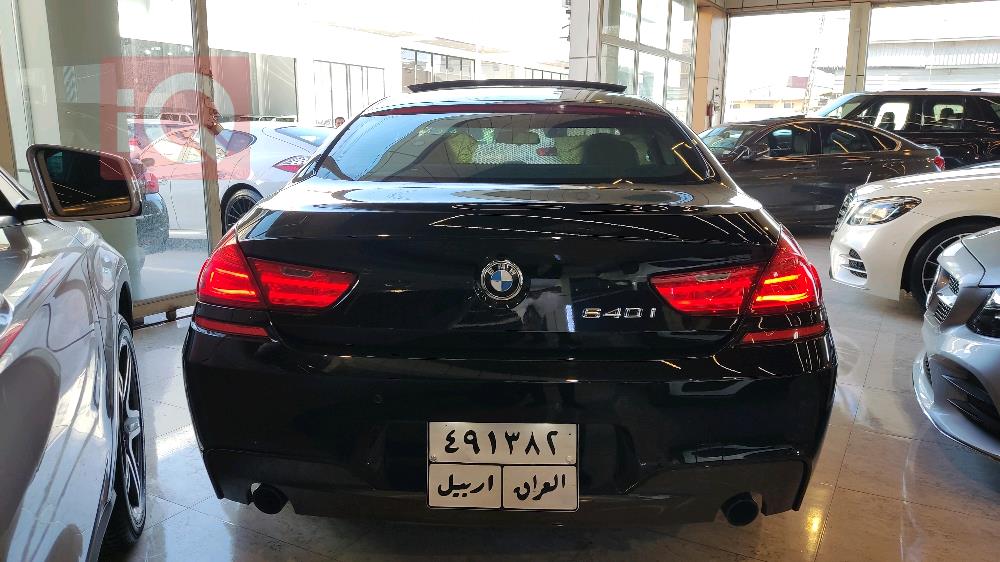 بي ام دبليو سيريس 6